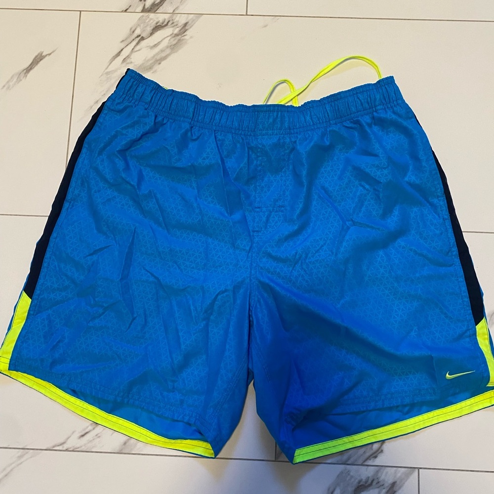 Men’s Nike Swim Trunks, Size Large